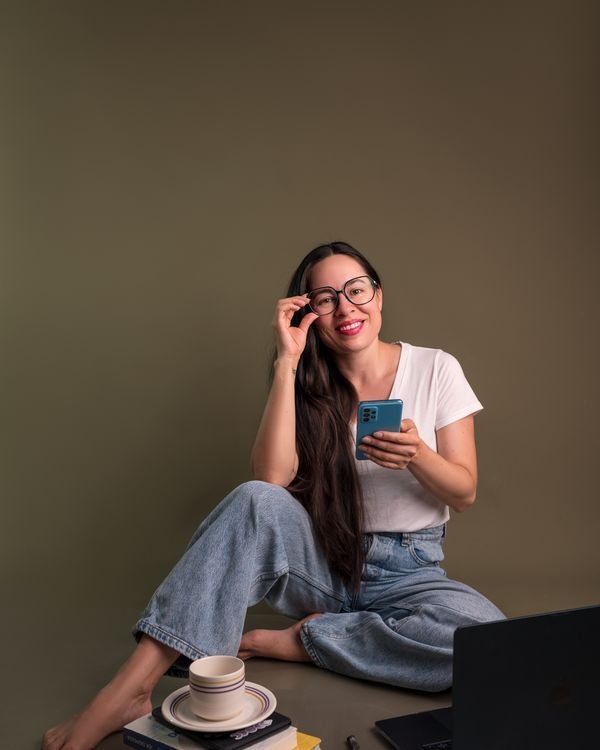 Darling Duran connecting with clients